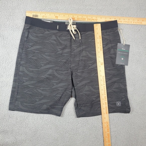 Linksoul Boardwalker Shorts Mens‎ 38" Board Shorts Black Leaf Print Hybrid Surf - Picture 12 of 14